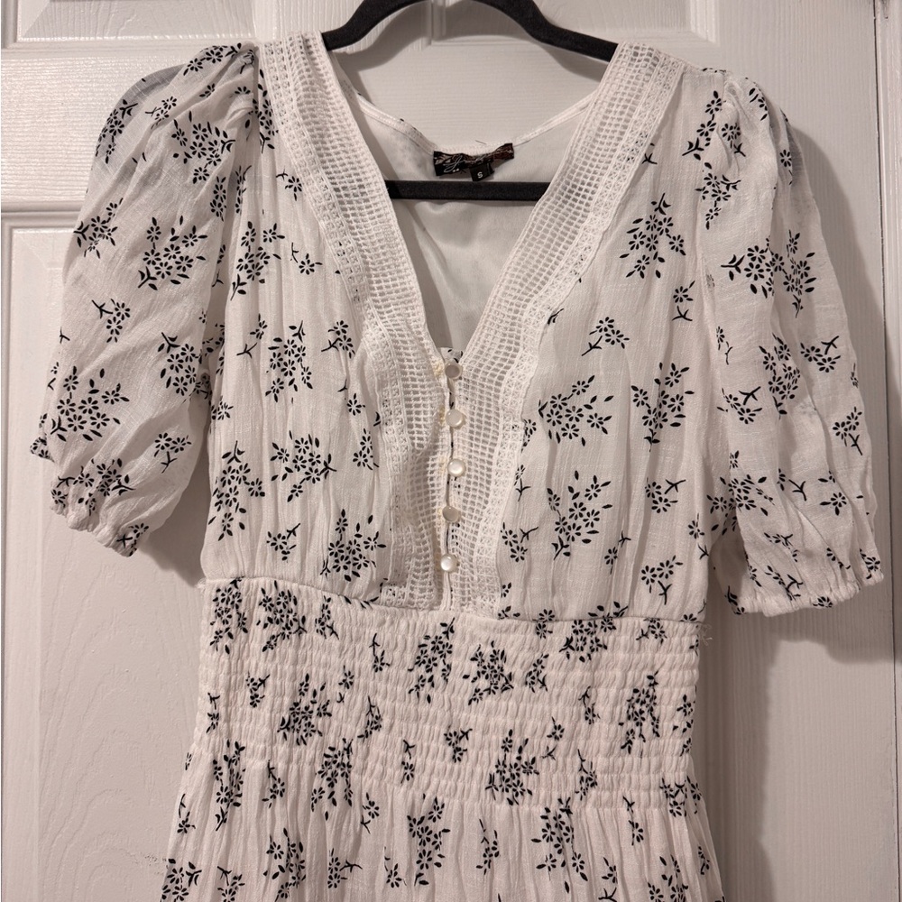 Beautiful floor length dress, never worn.